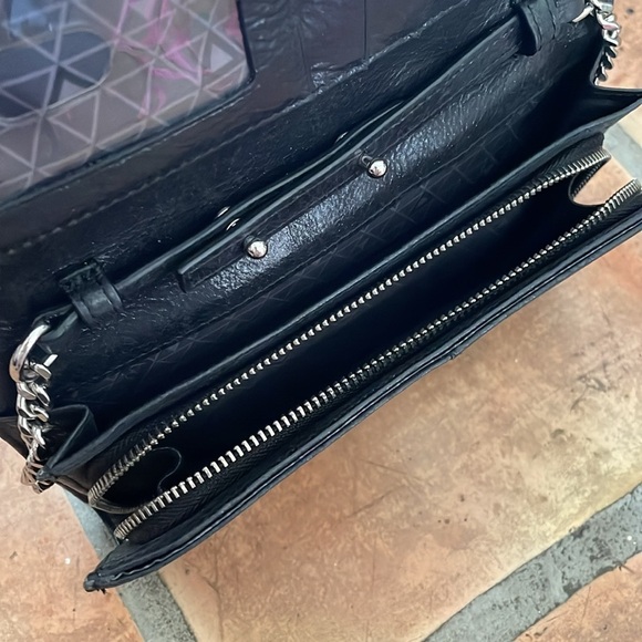 BOTKIER NEW YORK Soho Quilted Black Leather Chain Clutch Wristlet - Picture 8 of 13